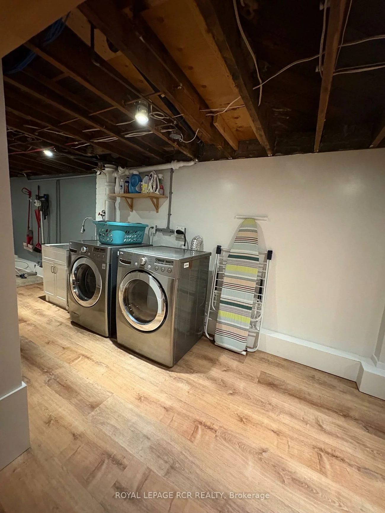 12, Orley, Woodbine-Lumsden, Toronto