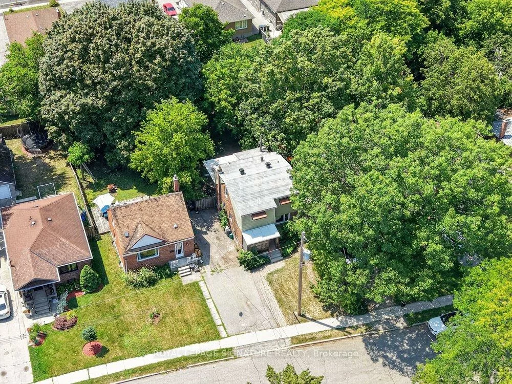 10, Rossford, Wexford-Maryvale, Toronto