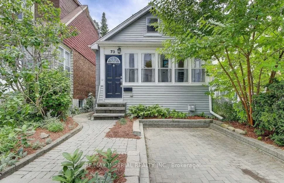 73, Barker, East York, Toronto
