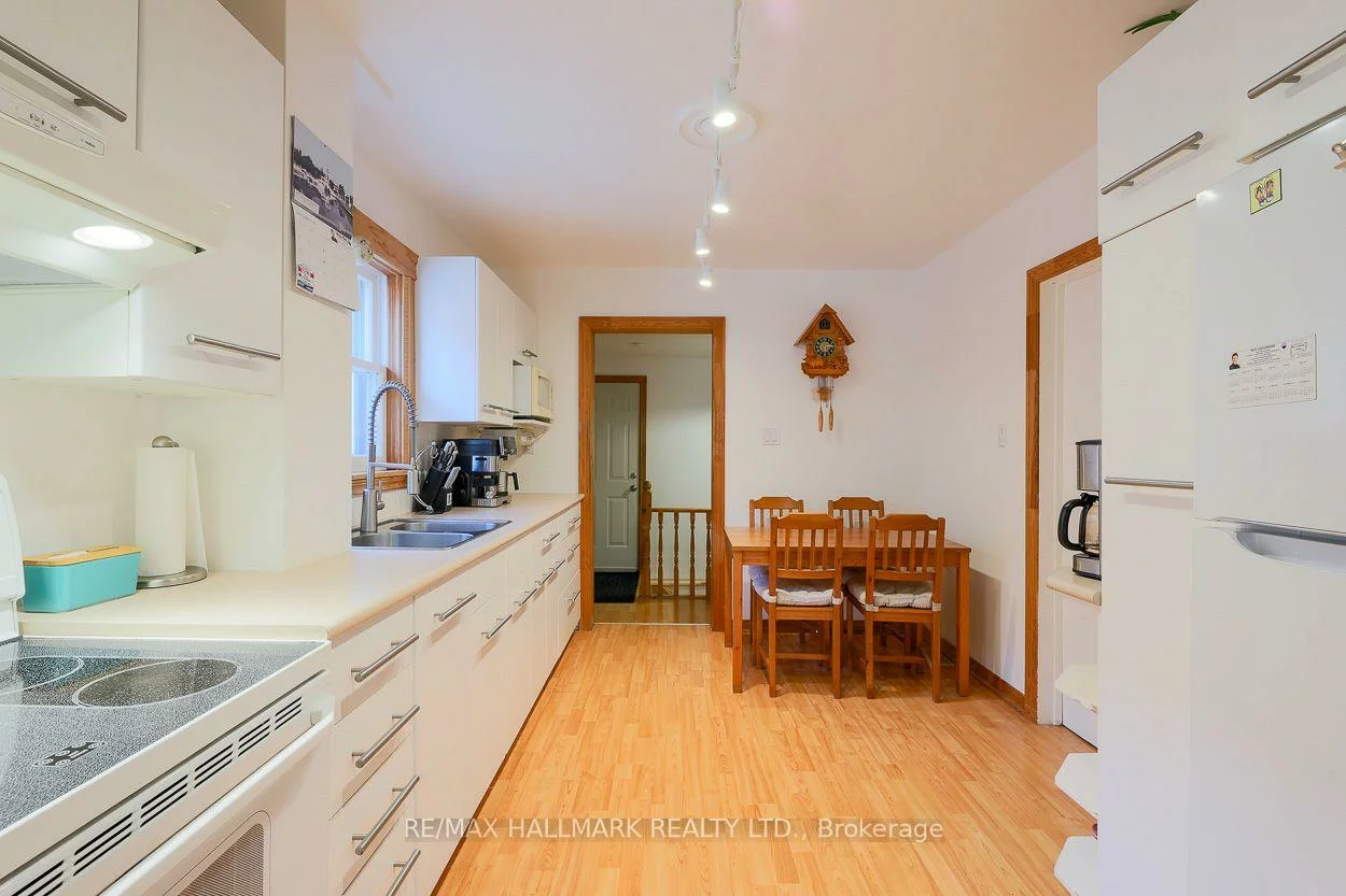 58, Claremore, Birchcliffe-Cliffside, Toronto