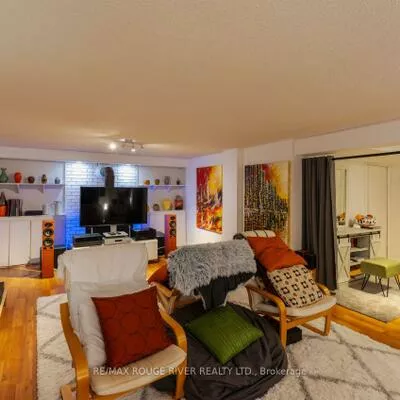 5, Pixley, West Hill, Toronto