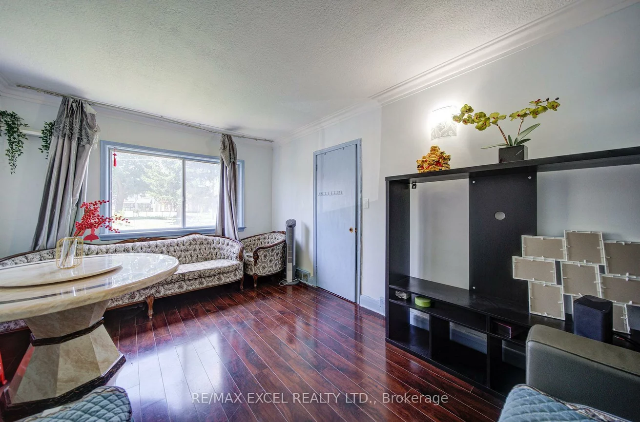39, Kilmarnock, Clairlea-Birchmount, Toronto