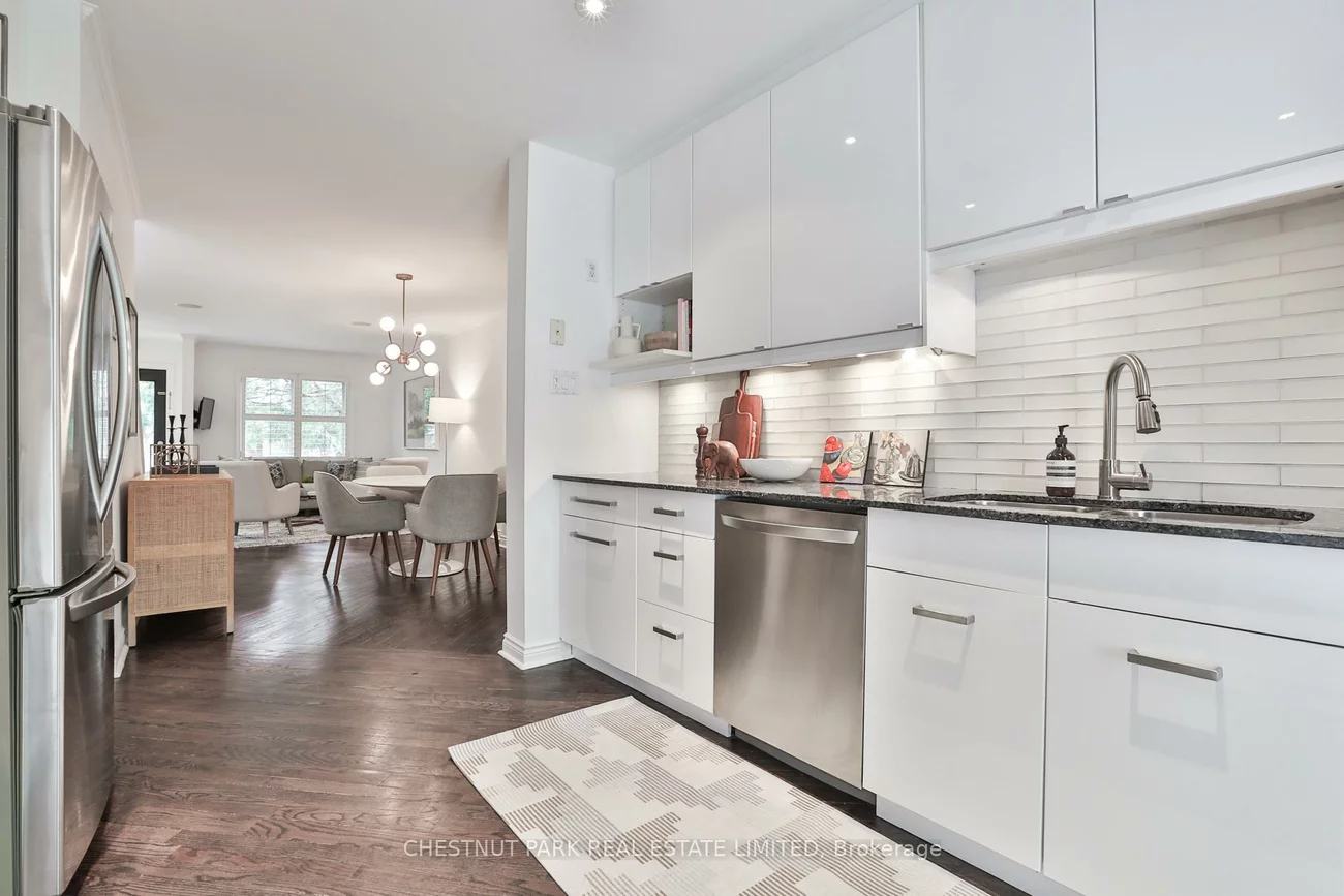 52, West, South Riverdale, Toronto