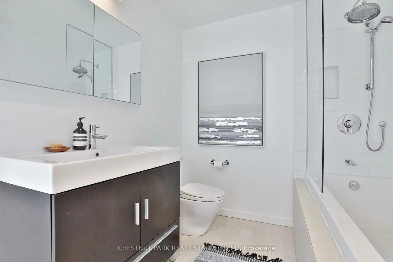 52, West, South Riverdale, Toronto
