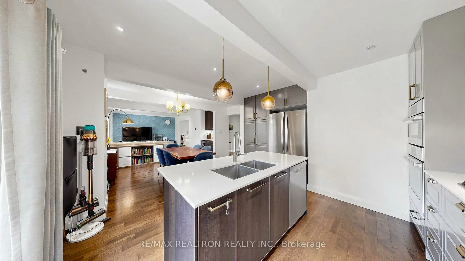 60, Kimberdale, L'Amoreaux, Toronto