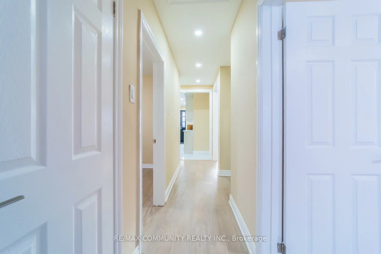 45, Barrymore, Bendale, Toronto