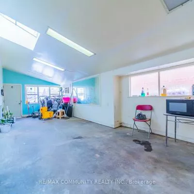 45, Barrymore, Bendale, Toronto