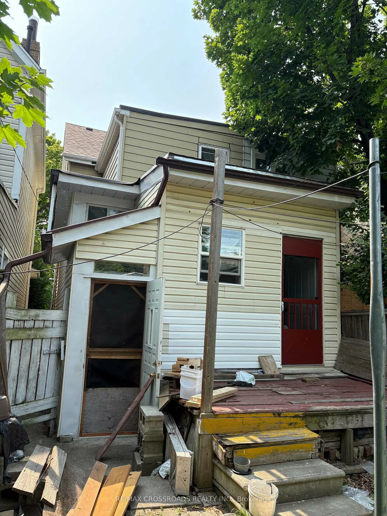 293, Pape, South Riverdale, Toronto