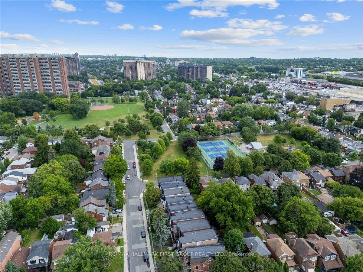 53F, Dentonia Park, Crescent Town, Toronto