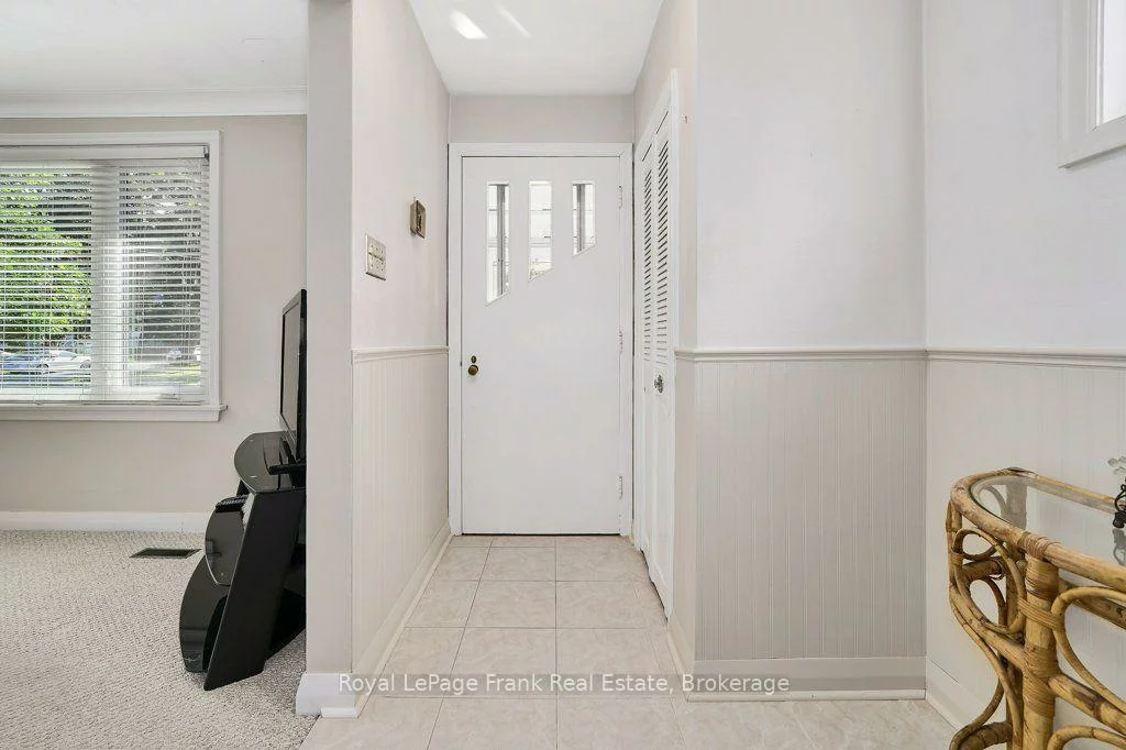 55, Leahann, Dorset Park, Toronto