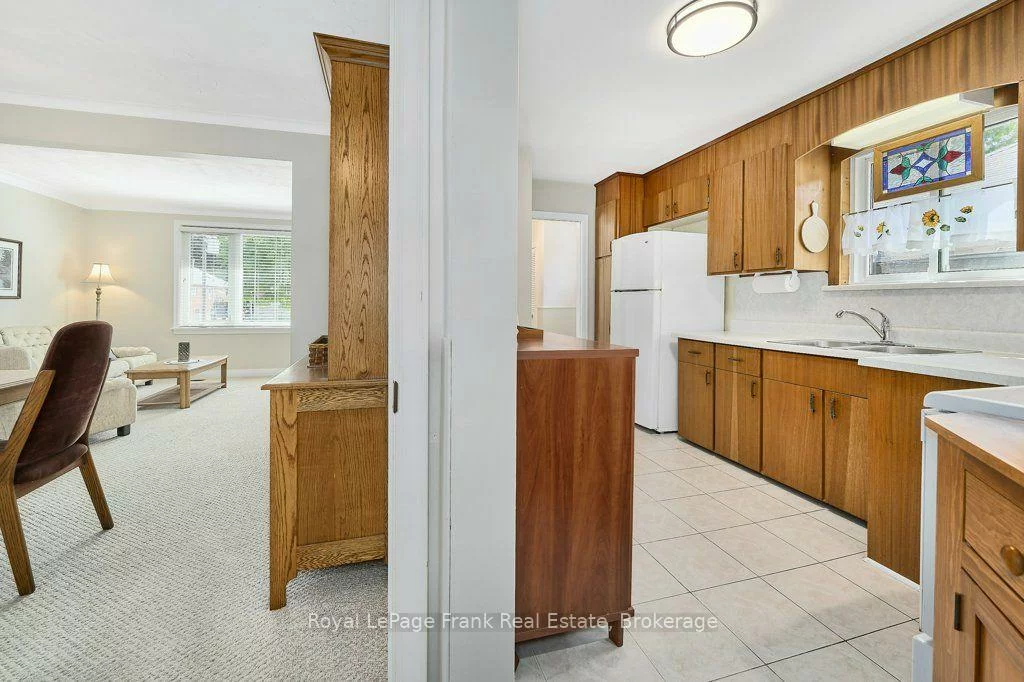 55, Leahann, Dorset Park, Toronto
