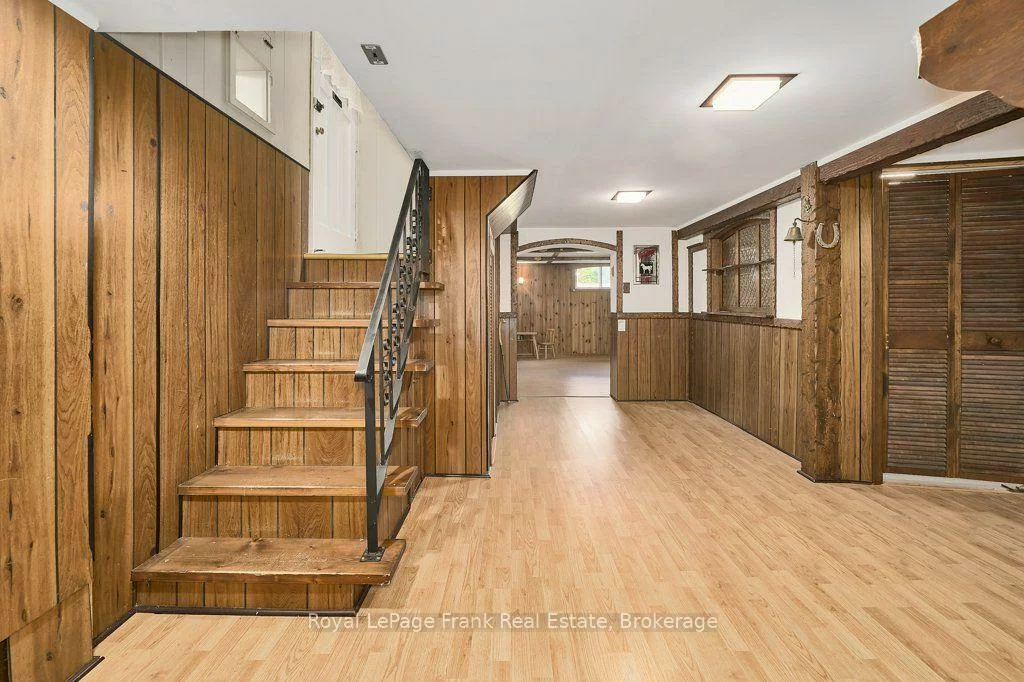 55, Leahann, Dorset Park, Toronto