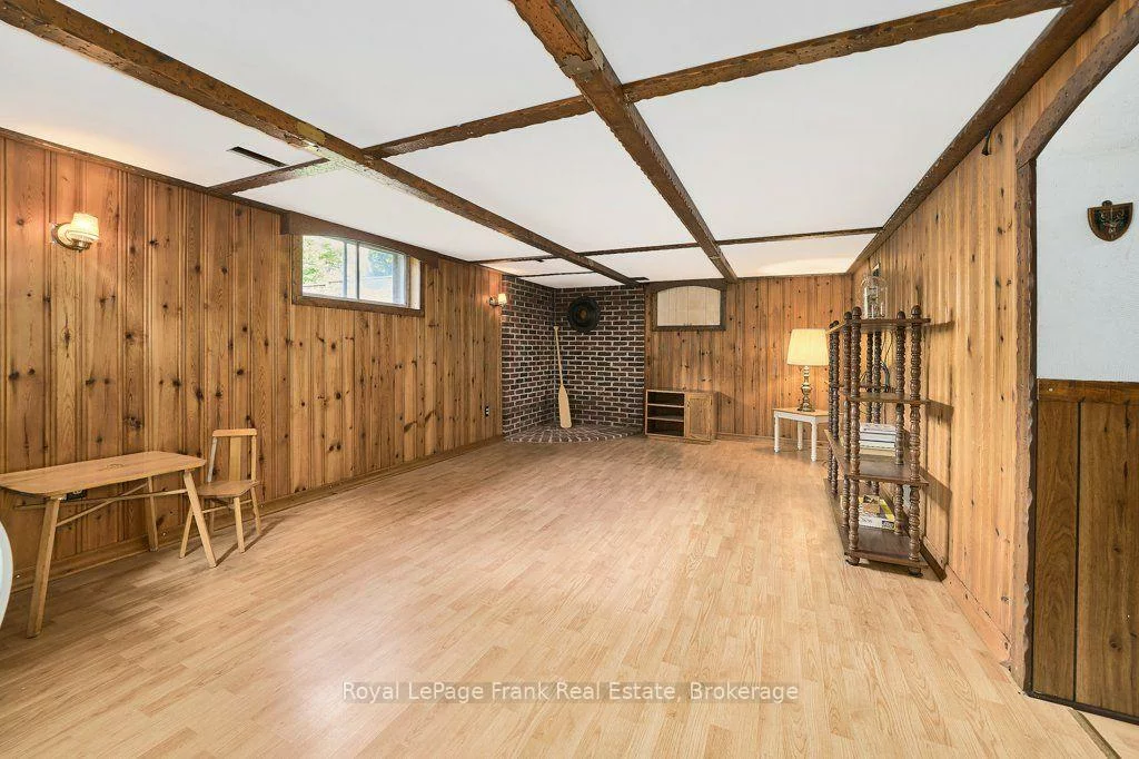 55, Leahann, Dorset Park, Toronto