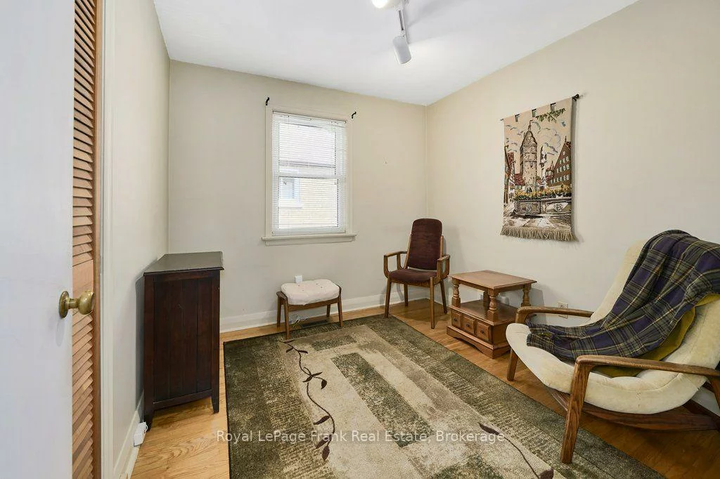 55, Leahann, Dorset Park, Toronto