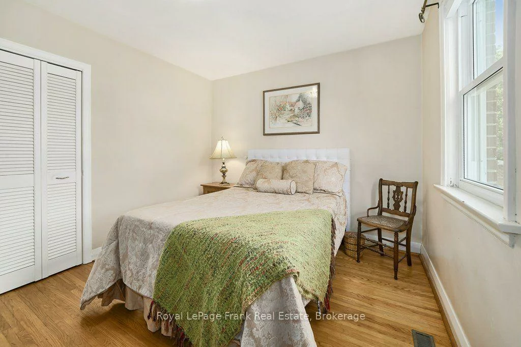 55, Leahann, Dorset Park, Toronto