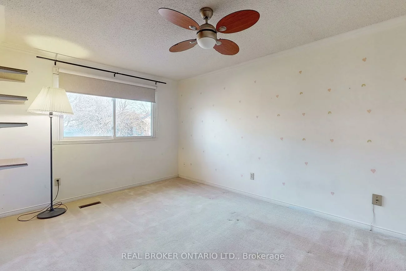 1, Baronial, Rouge E10, Toronto