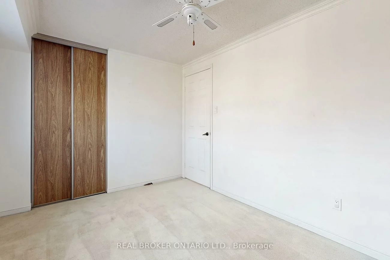 1, Baronial, Rouge E10, Toronto