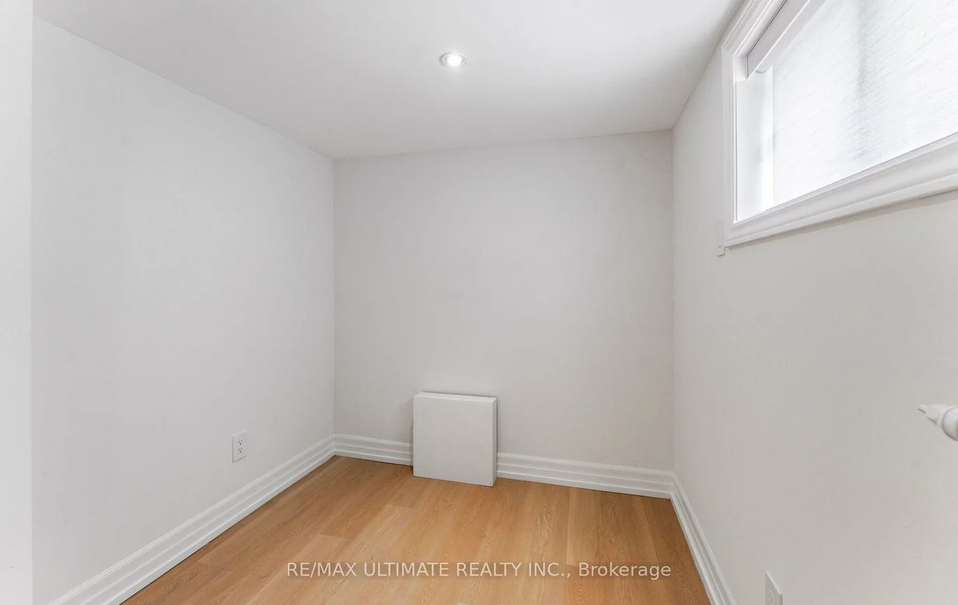 906, Logan, Playter Estates-Danforth, Toronto
