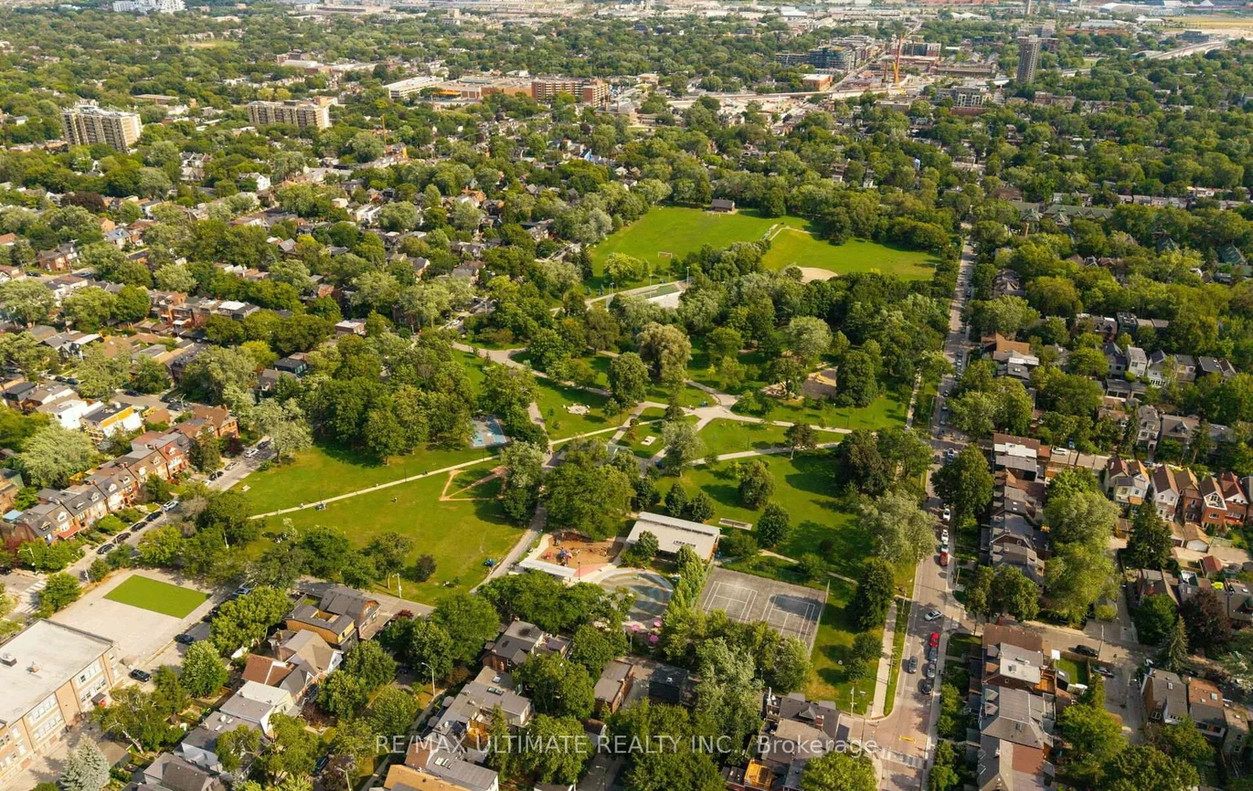 906, Logan, Playter Estates-Danforth, Toronto