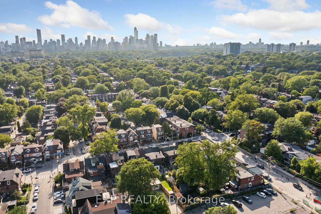 511, Carlaw, North Riverdale, Toronto