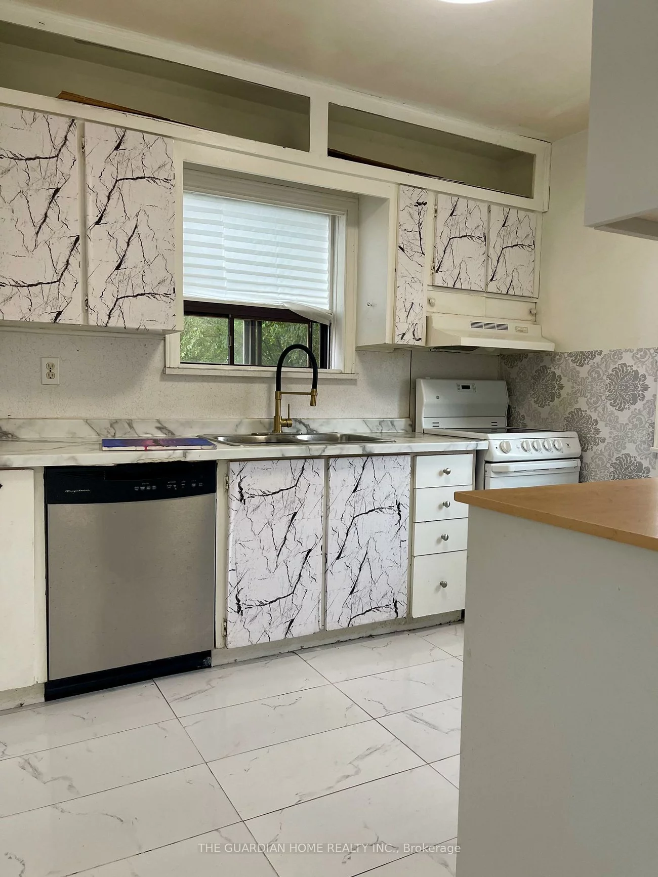 62, Santamonica, Clairlea-Birchmount, Toronto