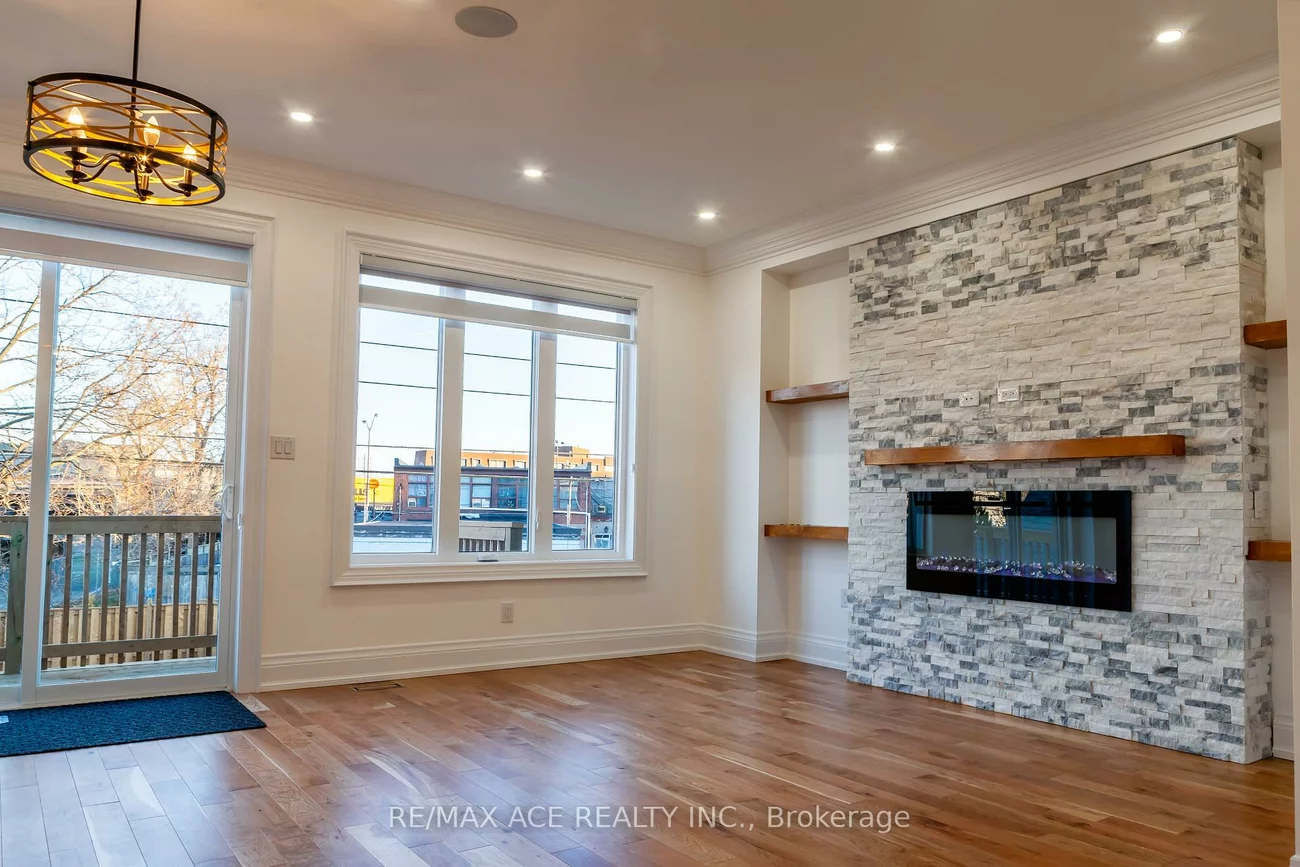 229B, Mcintosh, Birchcliffe-Cliffside, Toronto