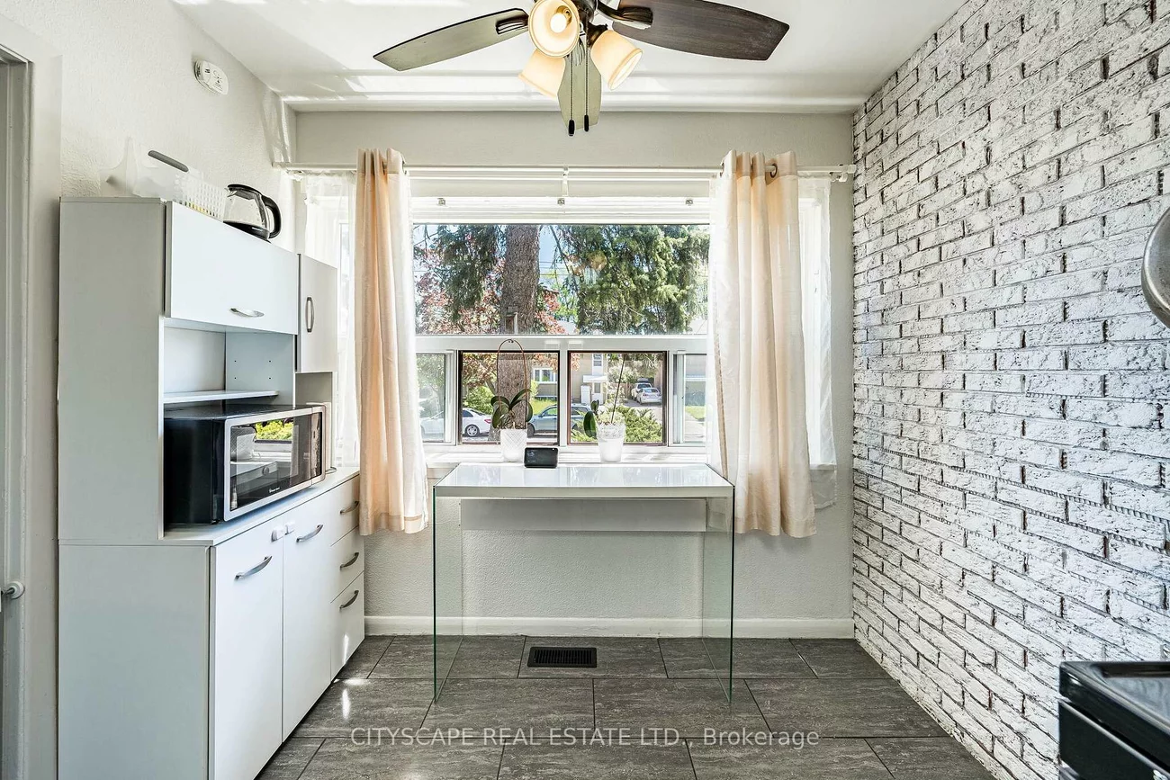 138, Overture, West Hill, Toronto