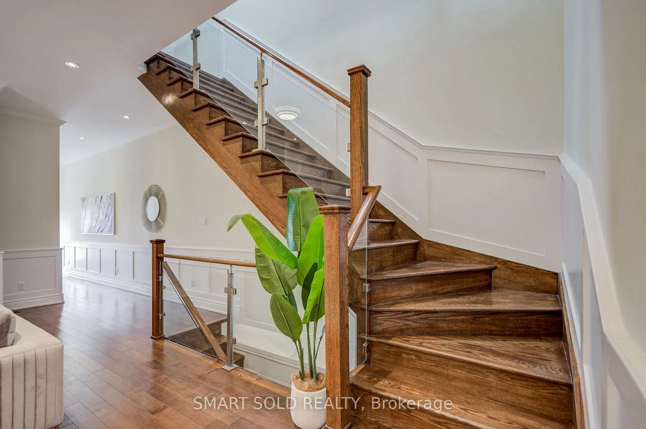 67, North Edgely, Clairlea-Birchmount, Toronto