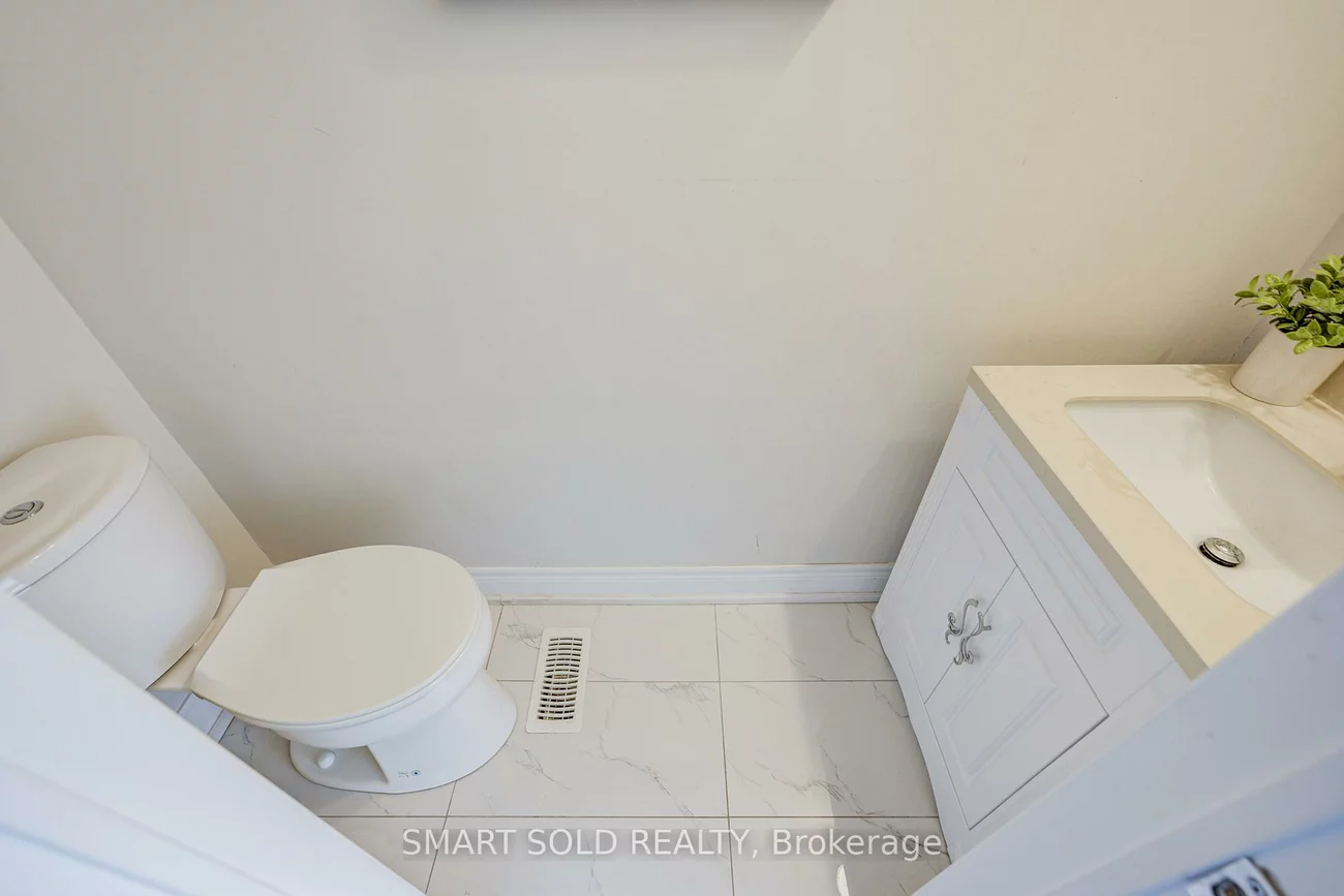 67, North Edgely, Clairlea-Birchmount, Toronto