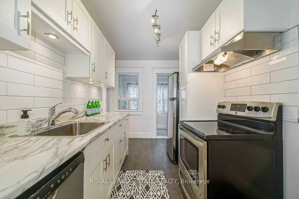 212, Lawlor, East End-Danforth, Toronto
