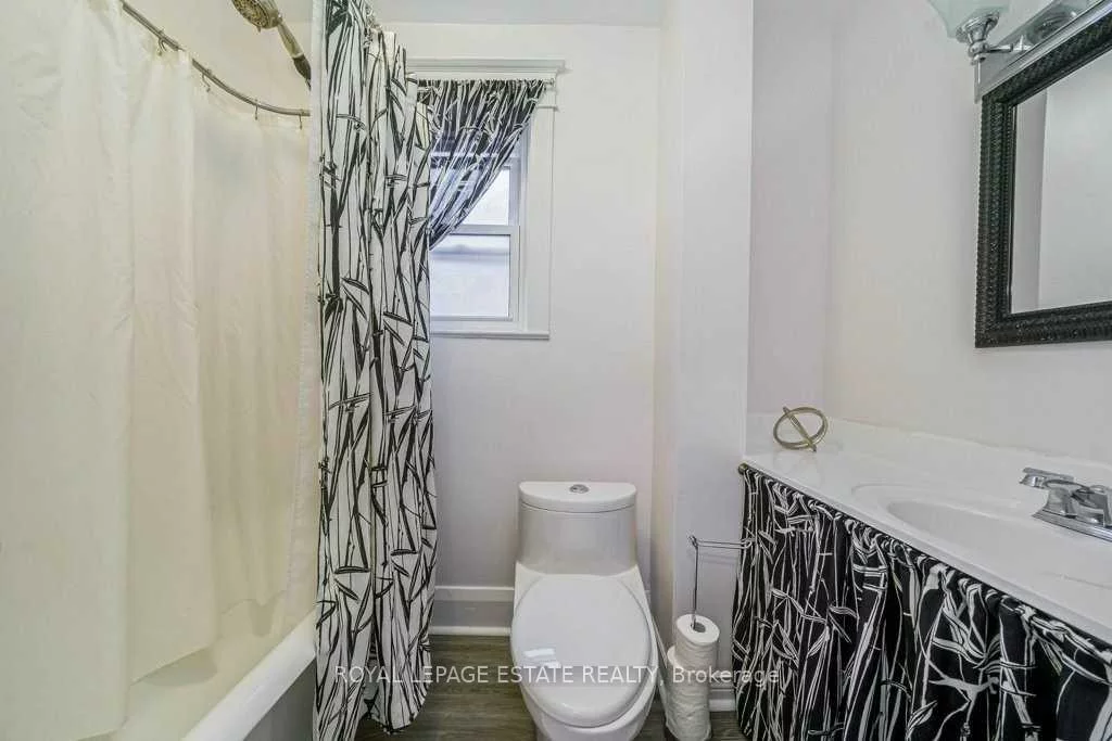 212, Lawlor, East End-Danforth, Toronto