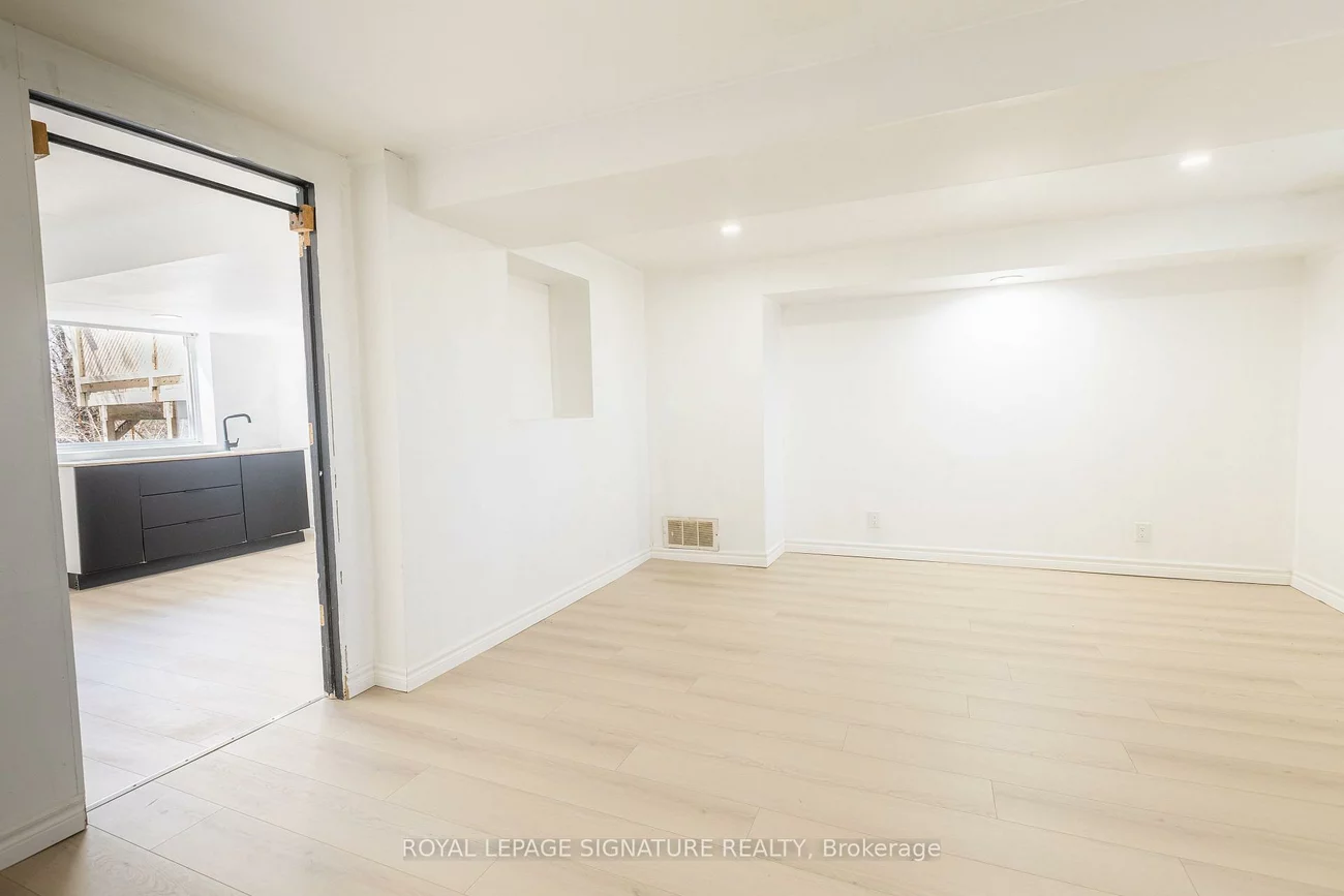 14, Benadair, Woburn, Toronto