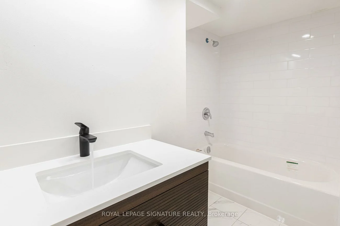 14, Benadair, Woburn, Toronto