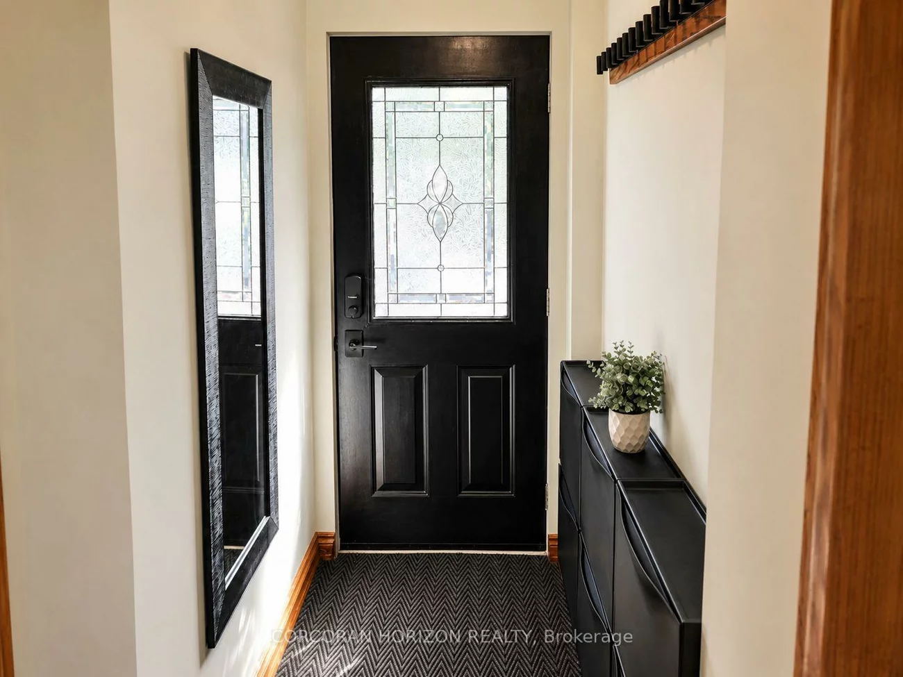 402, Rhodes, Greenwood-Coxwell, Toronto