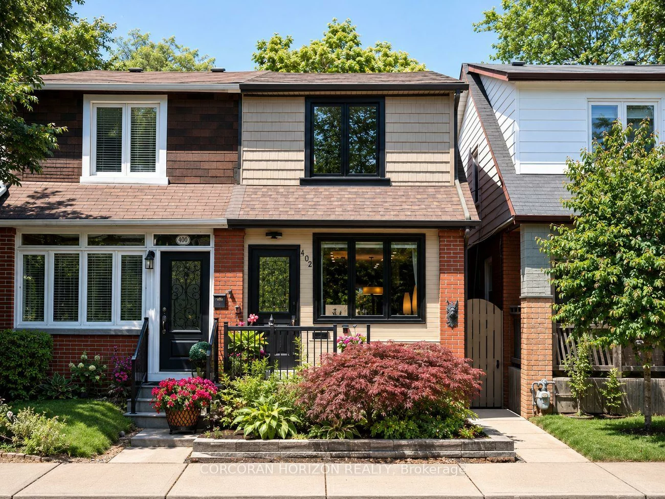 402, Rhodes, Greenwood-Coxwell, Toronto