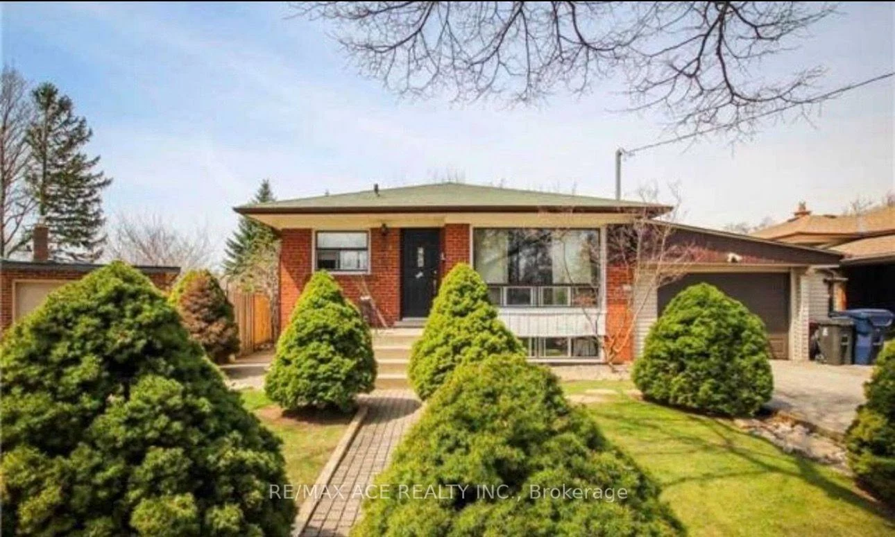 18, Roseglor, Bendale, Toronto