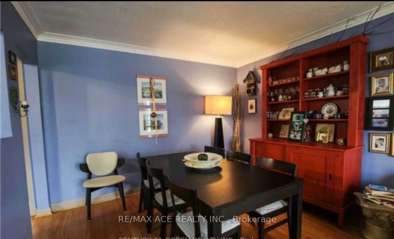 18, Roseglor, Bendale, Toronto