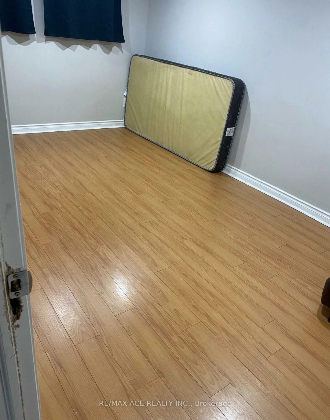 18, Roseglor, Bendale, Toronto