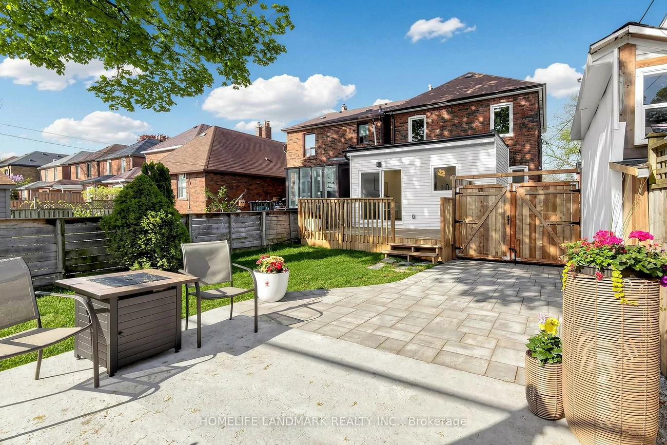 55, Chilton, East York, Toronto