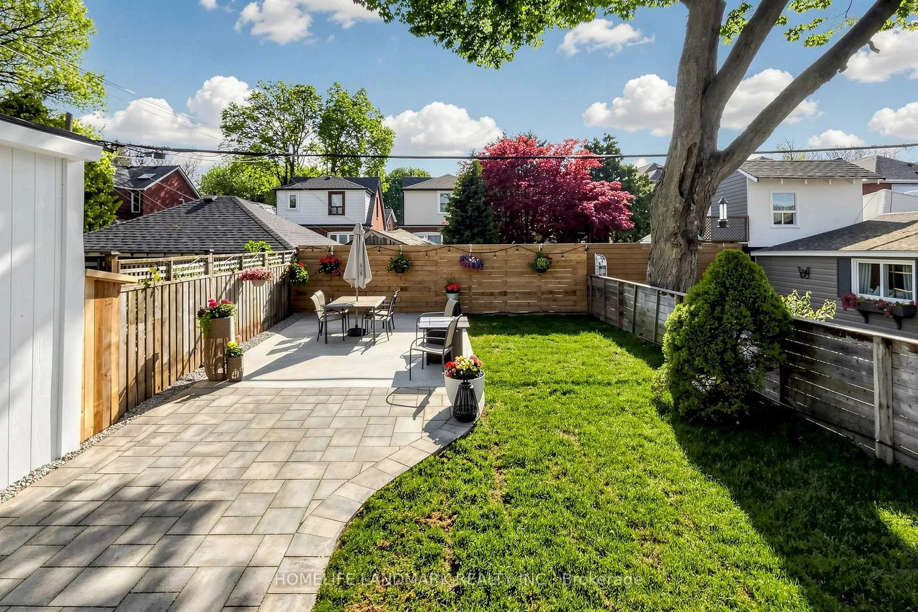 55, Chilton, East York, Toronto