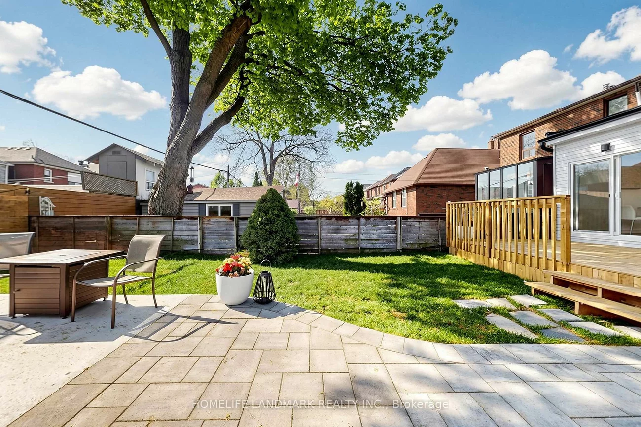 55, Chilton, East York, Toronto