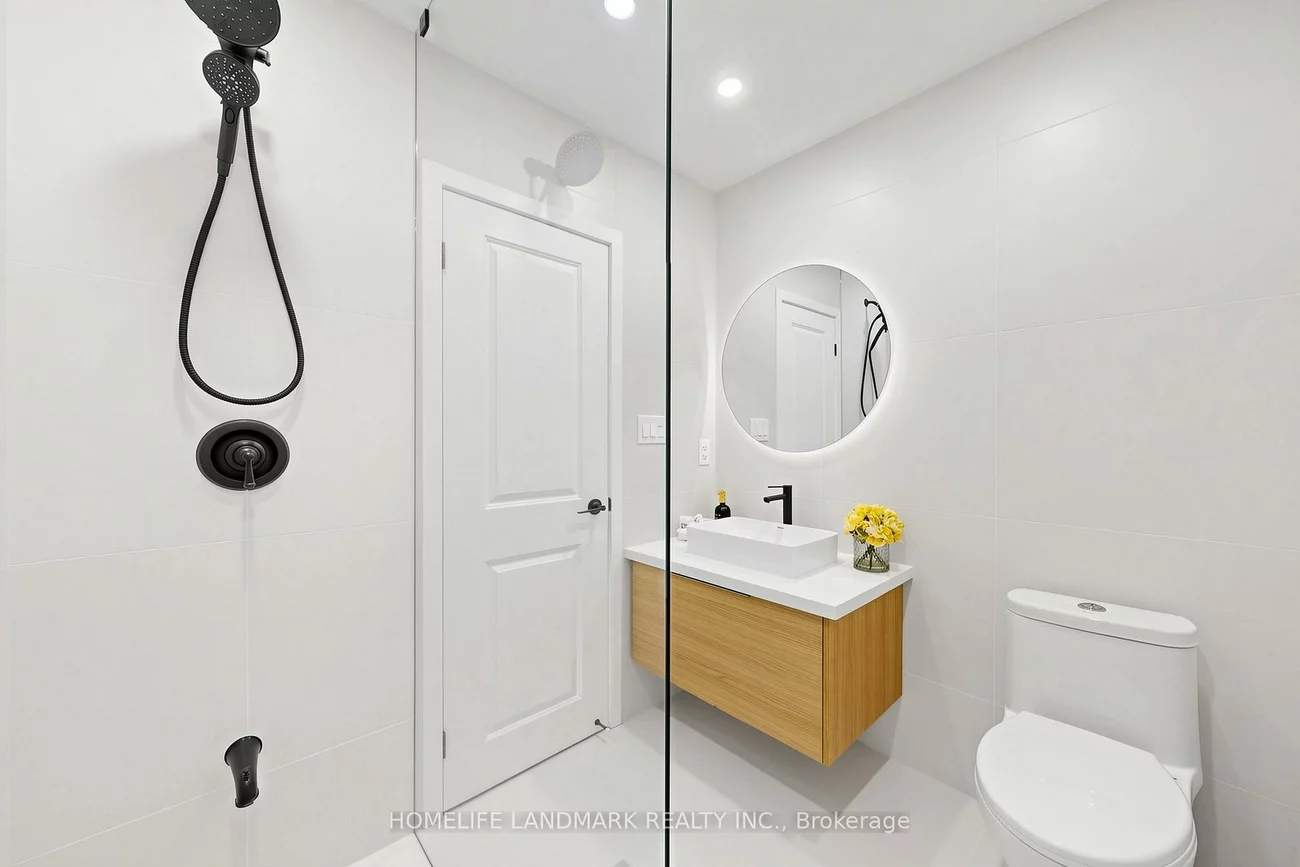 55, Chilton, East York, Toronto
