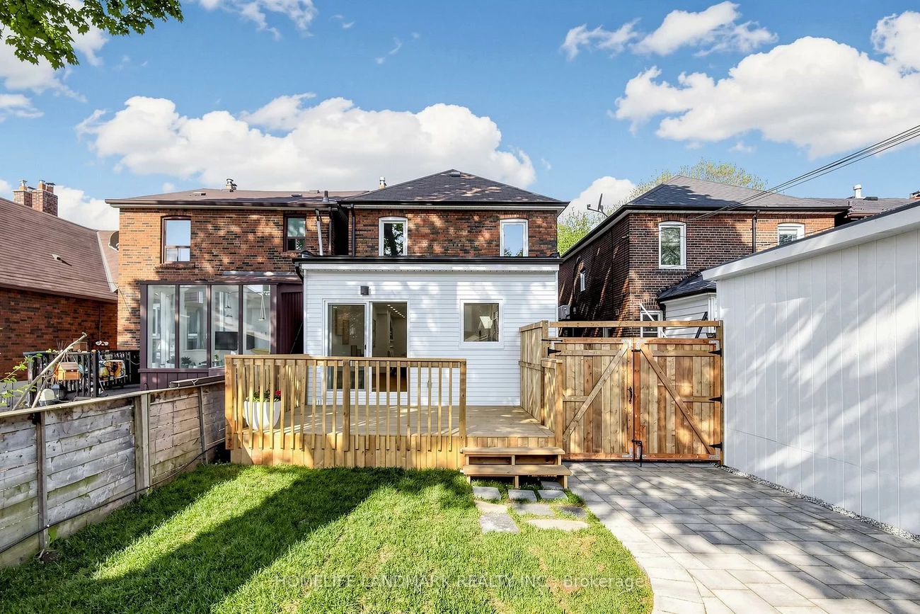 55, Chilton, East York, Toronto