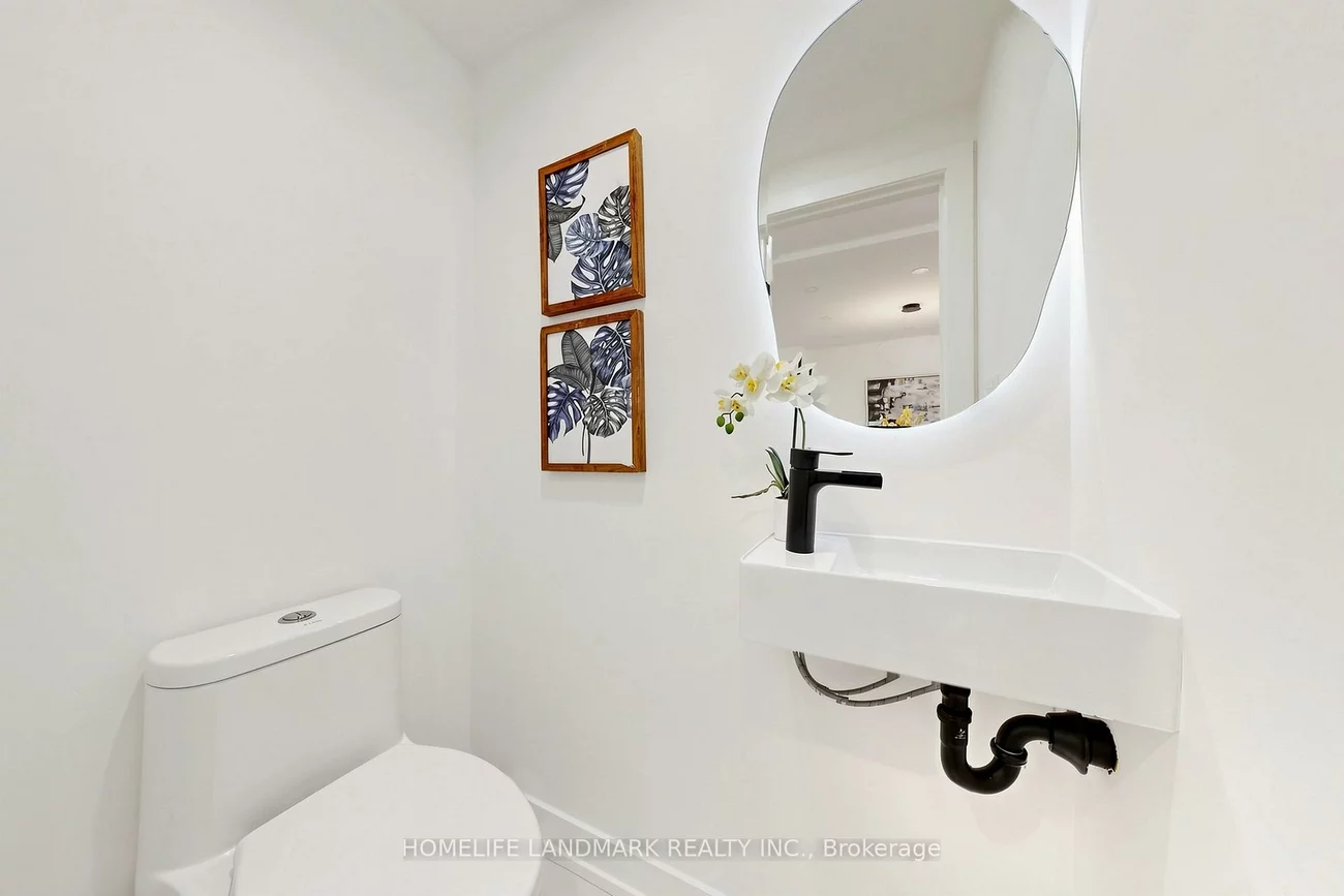 55, Chilton, East York, Toronto