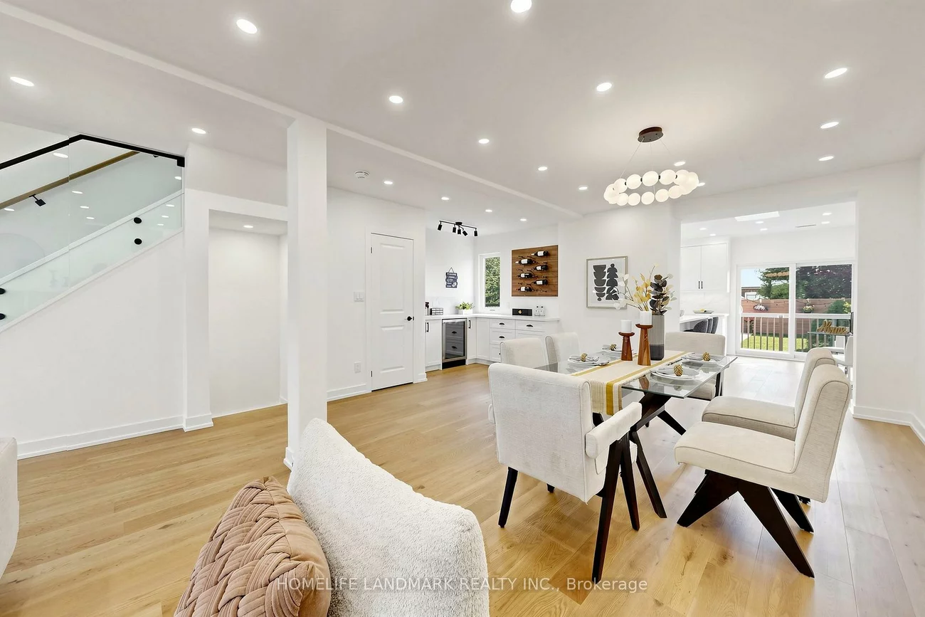 55, Chilton, East York, Toronto