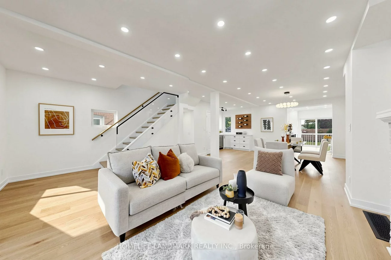 55, Chilton, East York, Toronto