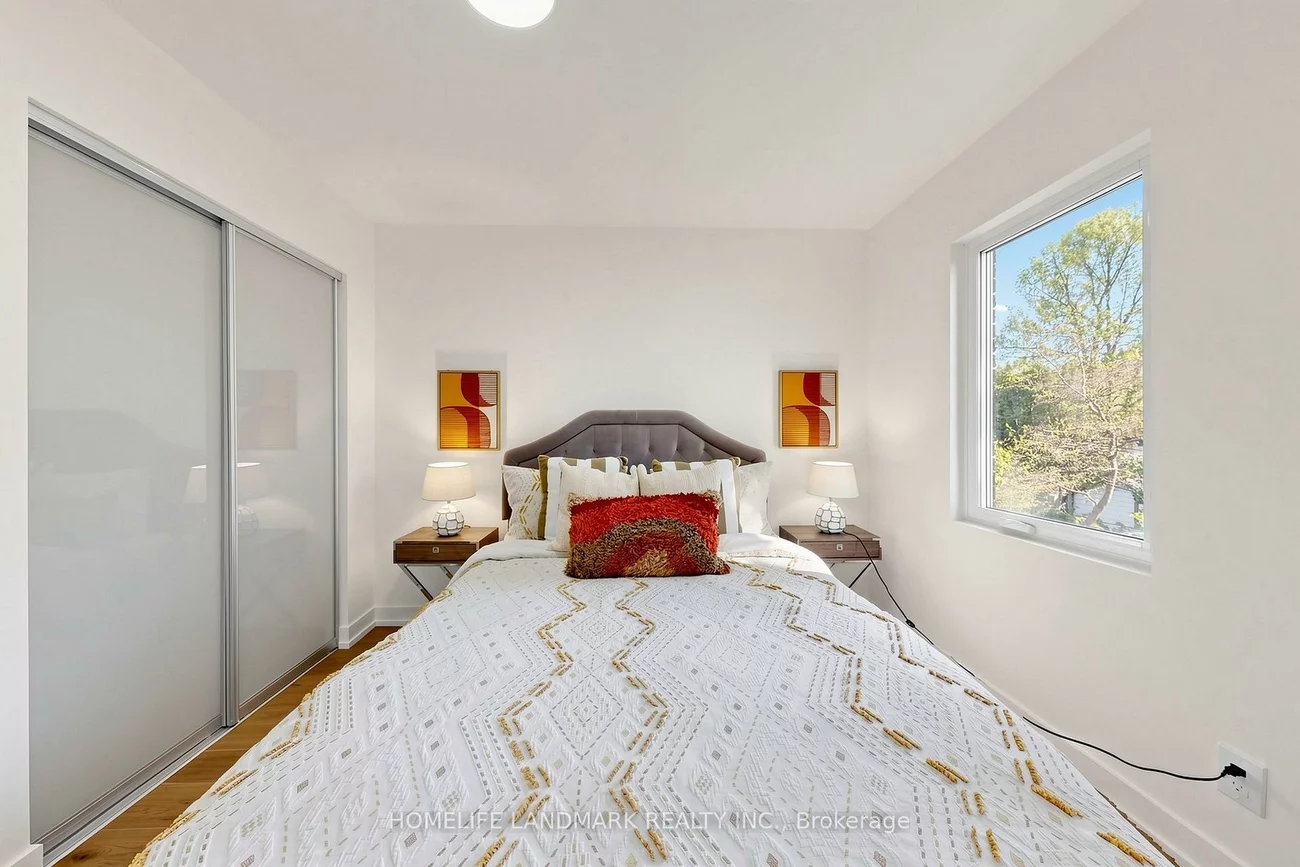 55, Chilton, East York, Toronto
