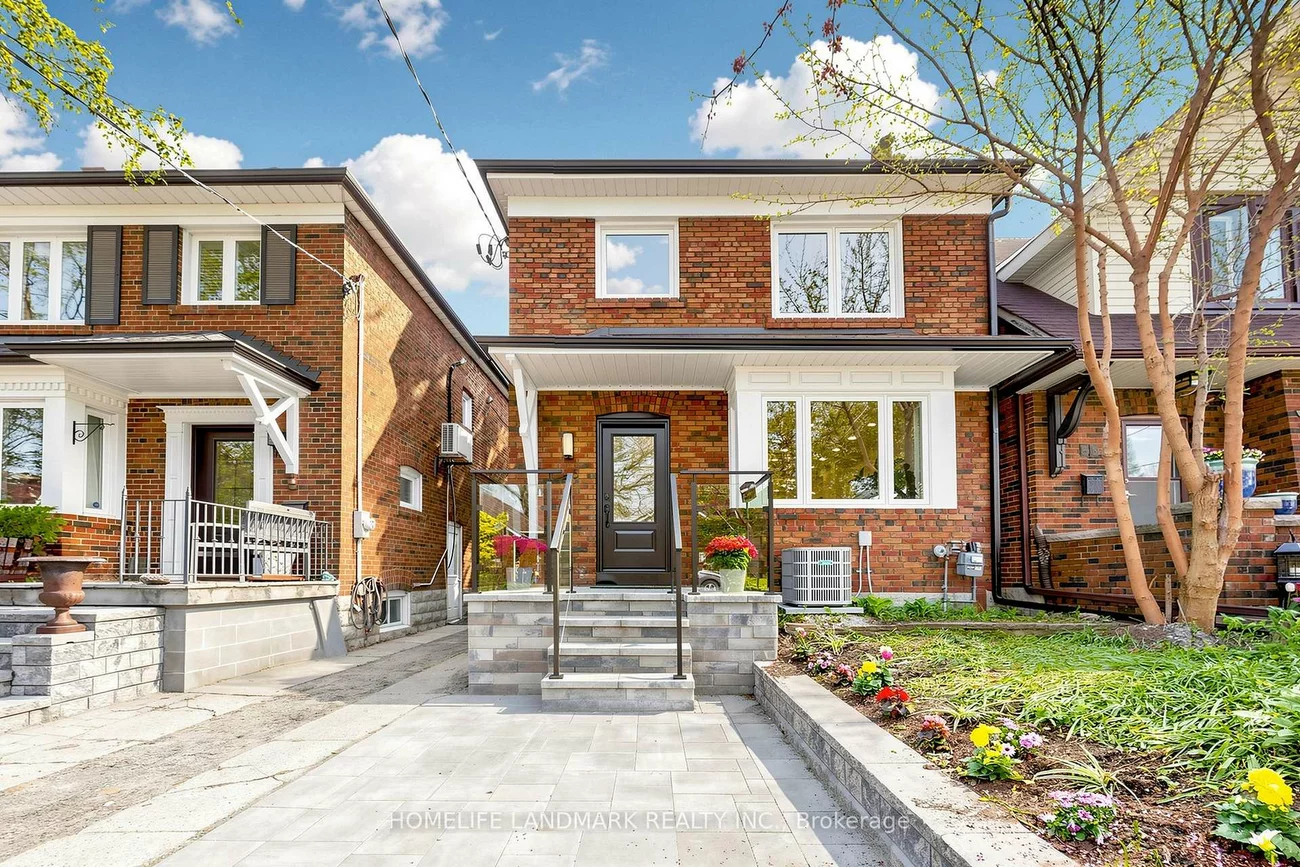 55, Chilton, East York, Toronto