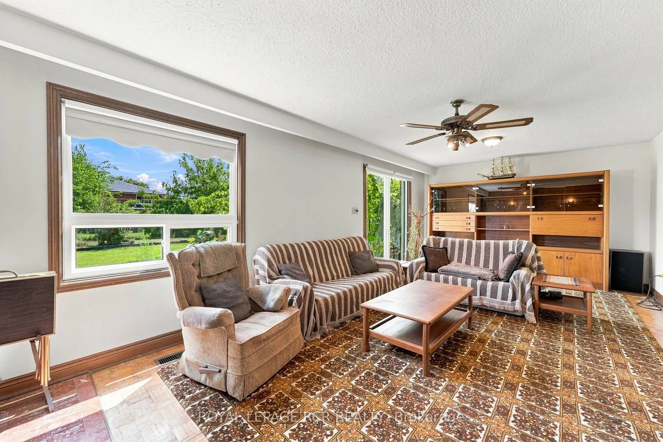 2795, Victoria Park, L'Amoreaux, Toronto