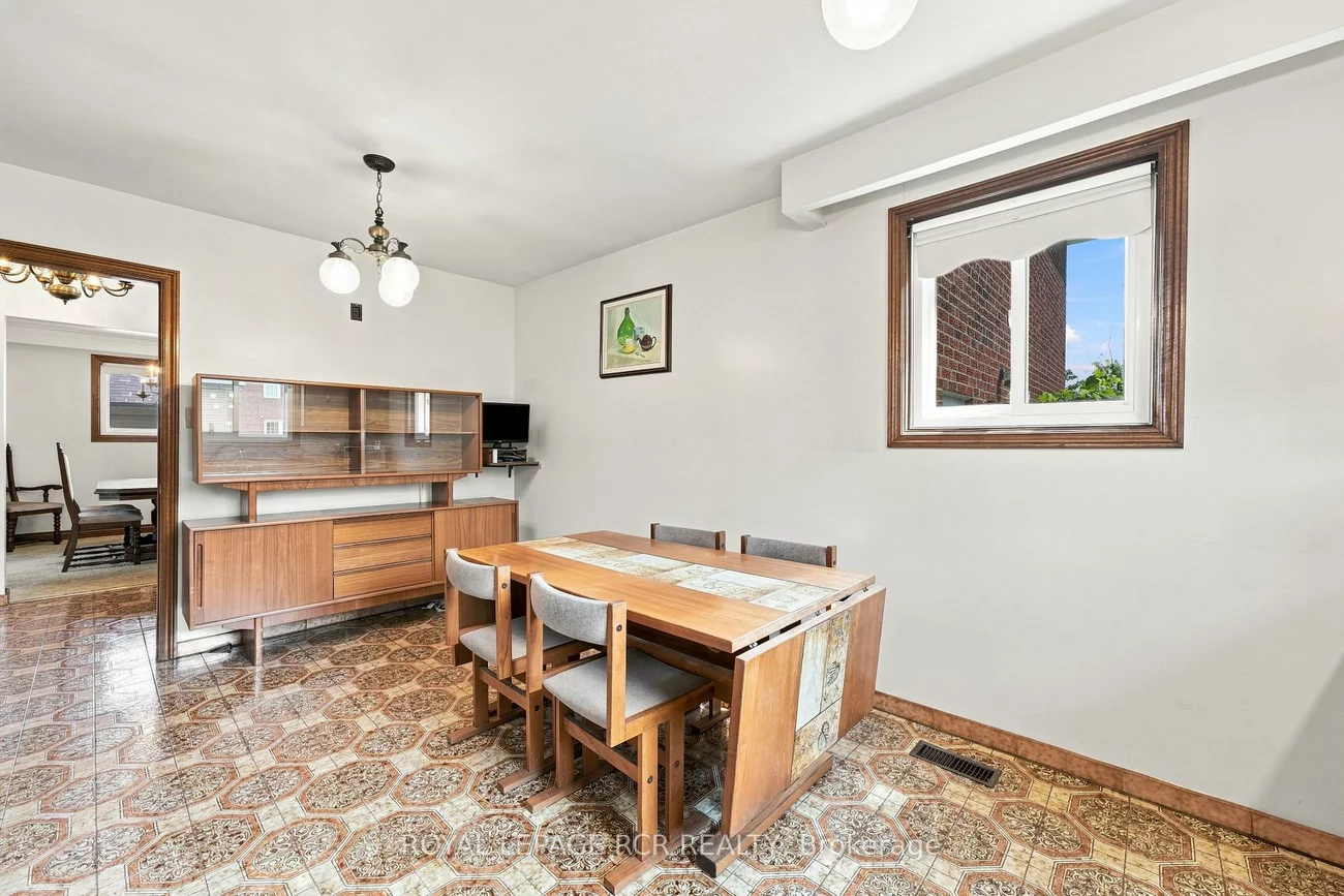 2795, Victoria Park, L'Amoreaux, Toronto